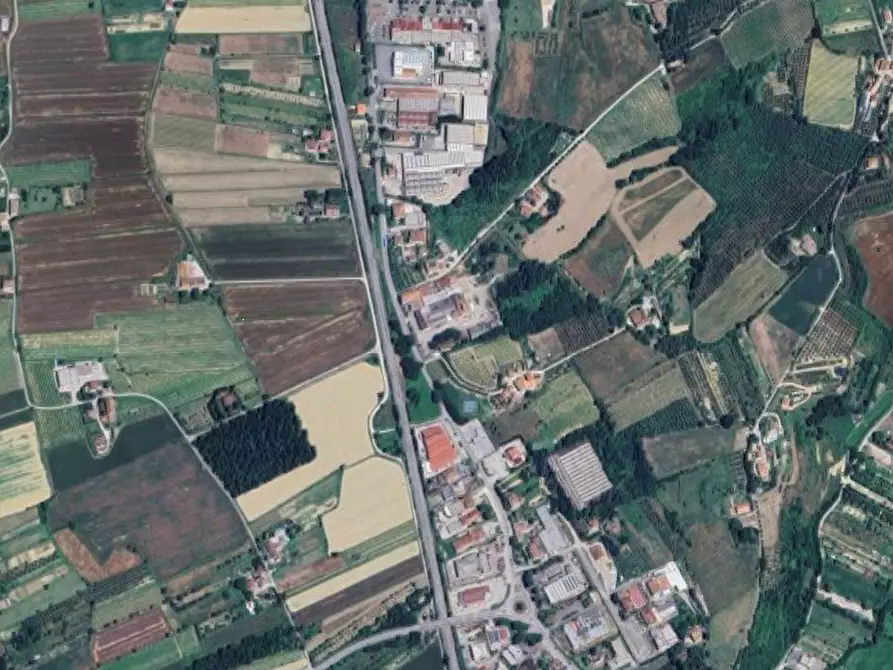 Immagine 2 di Magazzino in vendita  in Via Vittorio Niccoli  a Castelfiorentino