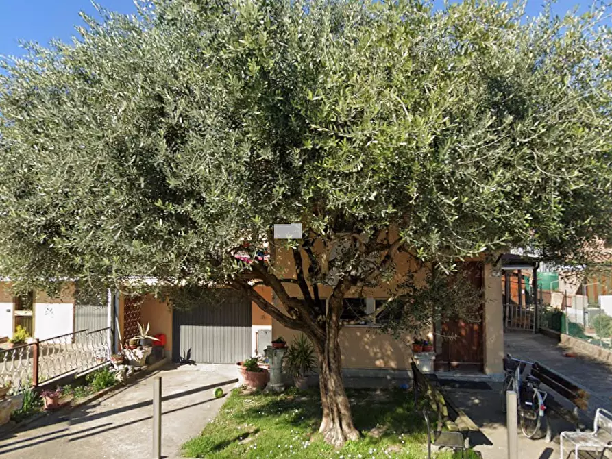 Immagine 2 di Villetta a schiera in vendita  in Via Genova a Suzzara