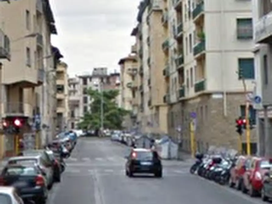 Immagine 14 di Appartamento in vendita  in Via Quintino Sella a Firenze