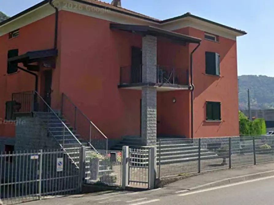 Immagine 3 di Villa in vendita  in Via Nazionale a Casazza