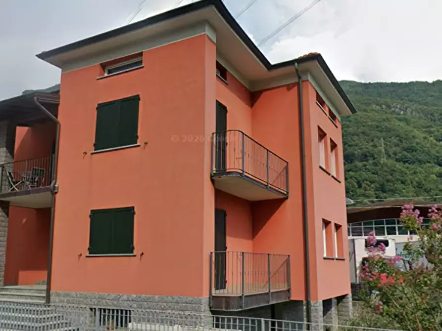 Immagine 5 di Villa in vendita  in Via Nazionale a Casazza