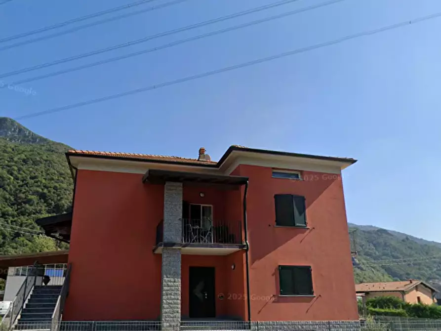 Immagine 7 di Villa in vendita  in Via Nazionale a Casazza