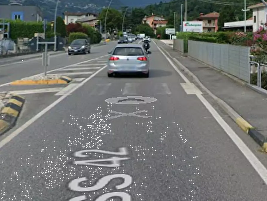 Immagine 21 di Villa in vendita  in Via Nazionale a Casazza