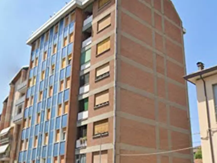 Immagine 5 di Appartamento in vendita  in Via Abramo Lincoln a Carpi