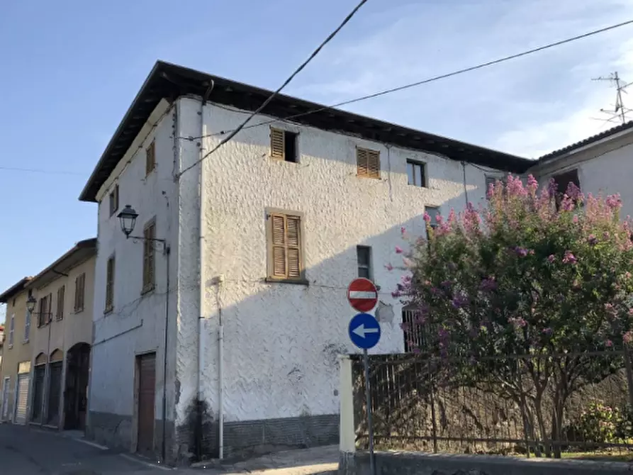 Immagine 2 di Laboratorio in vendita  in via Alcide de Gasperi a Ambivere