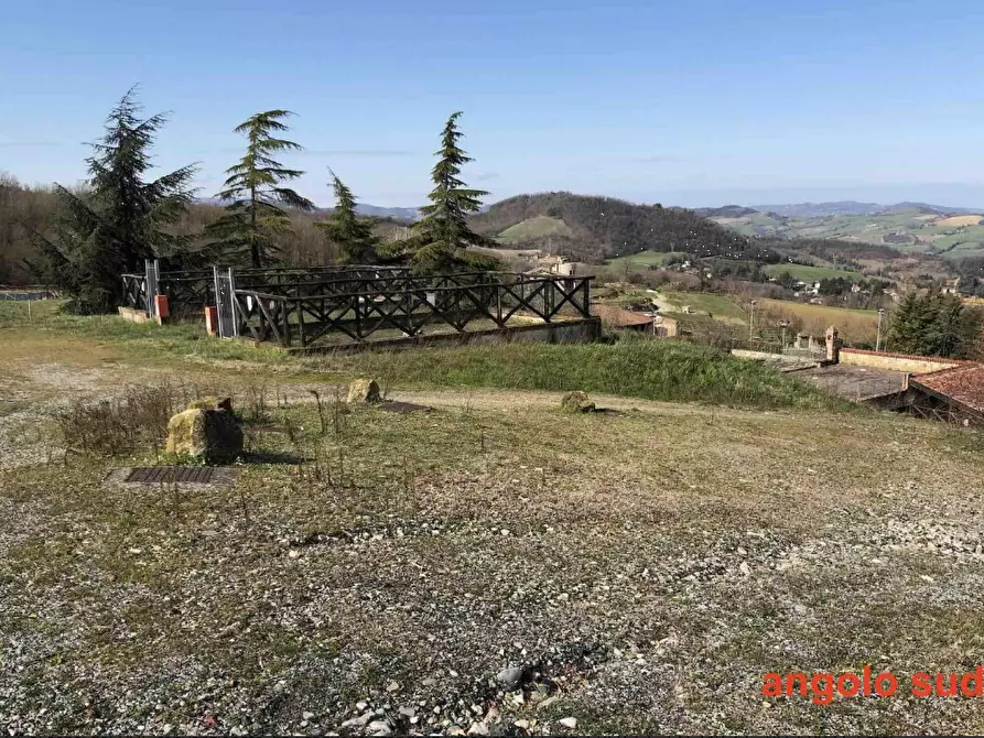 terreno edificabile in vendita a Gazzola