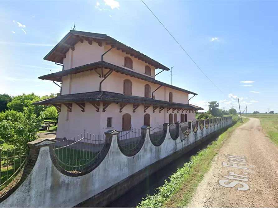 Immagine 15 di Casa indipendente in vendita  in Strada Frati a Mede