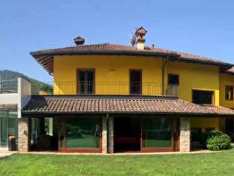 Immagine 13 di Villa in vendita  in Via Fara a Pradalunga