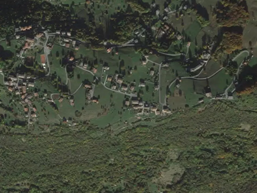 Immagine 12 di Appartamento in vendita  in Via Roncaglia a Zogno