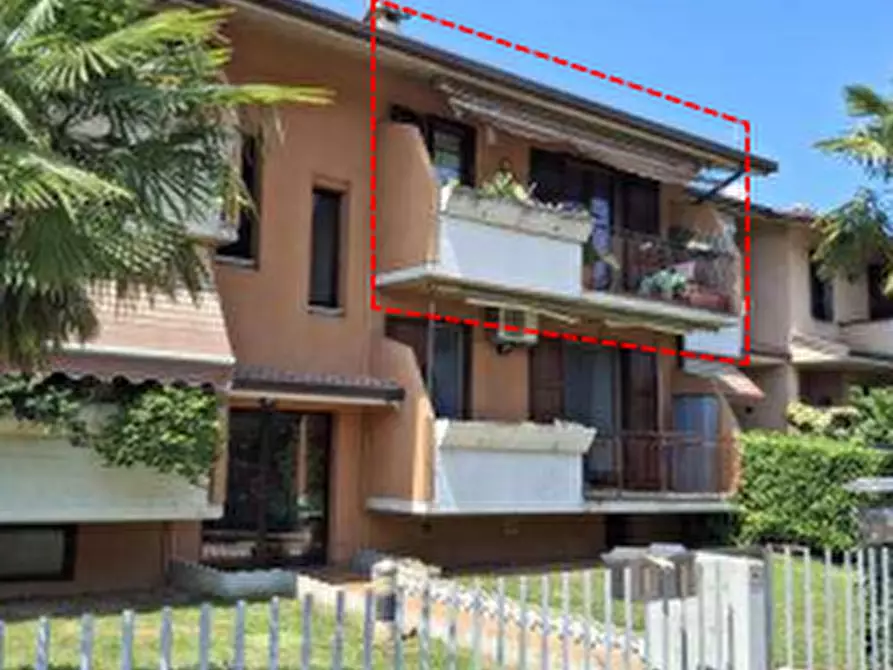 Immagine 2 di Appartamento in vendita  in Via P. Mascagni  a Chignolo D'isola