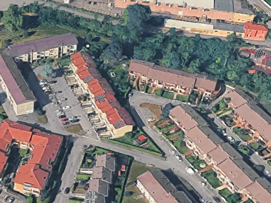 Immagine 16 di Appartamento in vendita  in Via P. Mascagni  a Chignolo D'isola