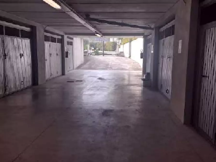 Immagine 8 di Ufficio in vendita  in Via Robert Baden Powell a Montegranaro