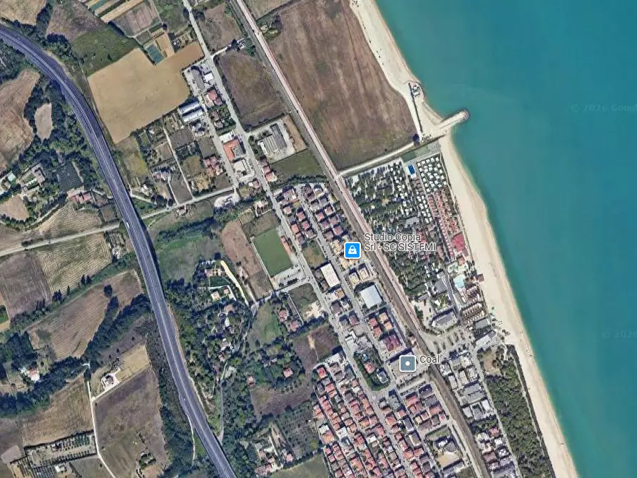 Immagine 5 di Negozio in vendita  in Via Ungheria a Porto Sant'elpidio