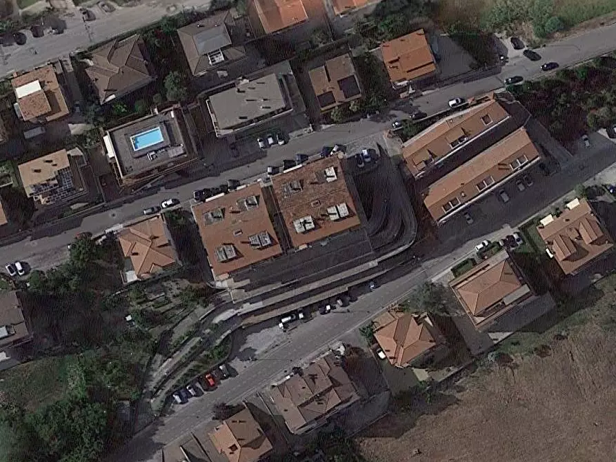 Immagine 11 di Negozio in vendita  in Via G. Di Vittorio a Montegranaro