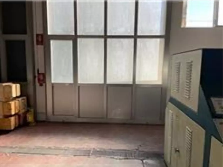 Immagine 4 di Laboratorio in vendita  in Via Elpidiense Sud a Montegranaro