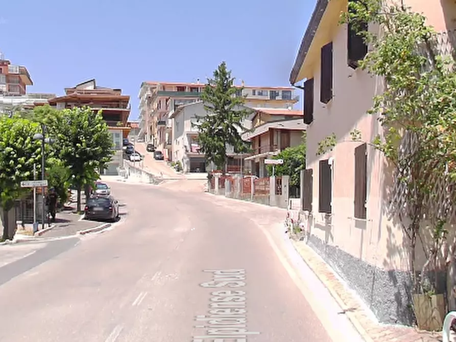 Immagine 7 di Laboratorio in vendita  in Via Elpidiense Sud a Montegranaro