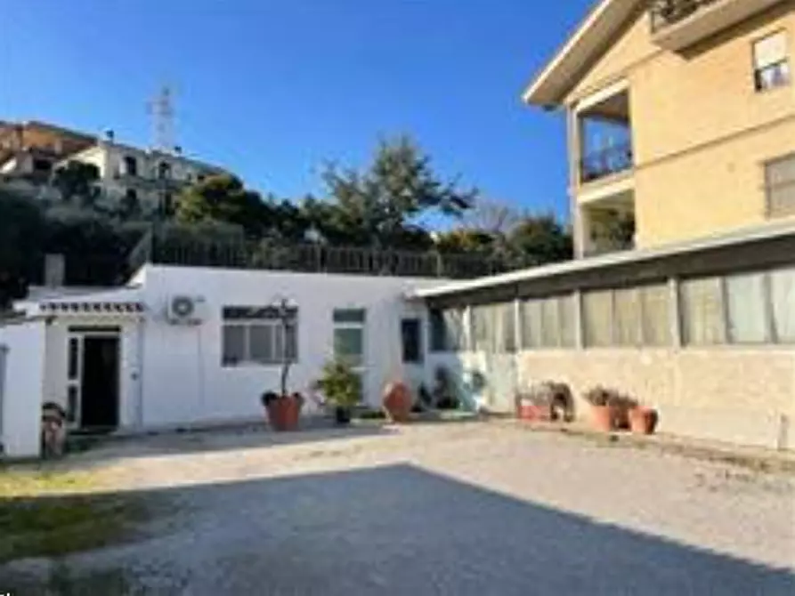 Immagine 7 di Magazzino in vendita  in Via Giovanni XXIII a Fermo
