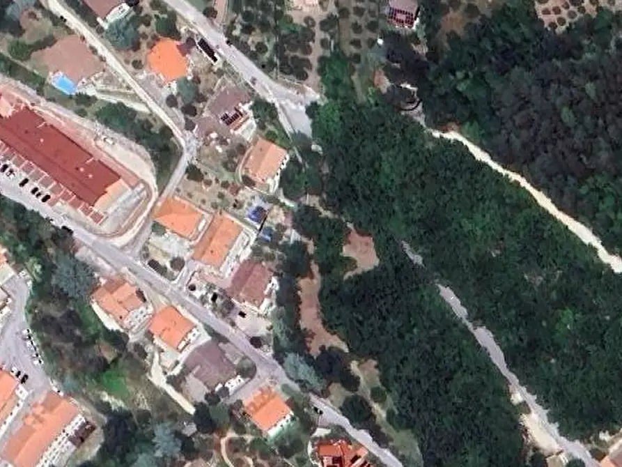 Immagine 19 di Stabile in vendita  in Via Angelo Pennoni a Gualdo Tadino