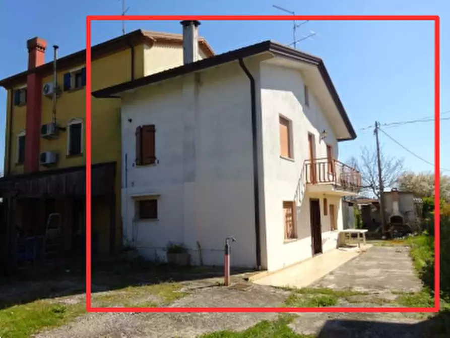 Immagine 3 di Porzione di casa in vendita  in Via Masut a Santo Stino Di Livenza