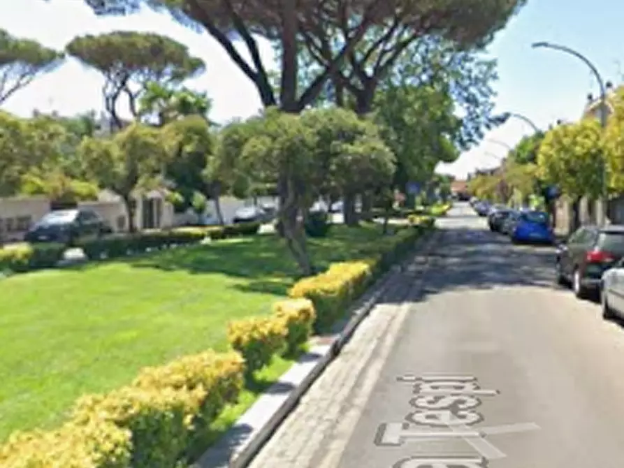 Immagine 6 di Appartamento in vendita  in Via Tespi a Roma