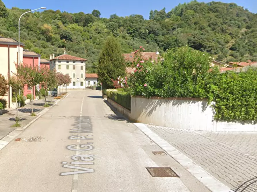 Immagine 23 di Appartamento in vendita  in Via Ponte Cattaneo a Marostica