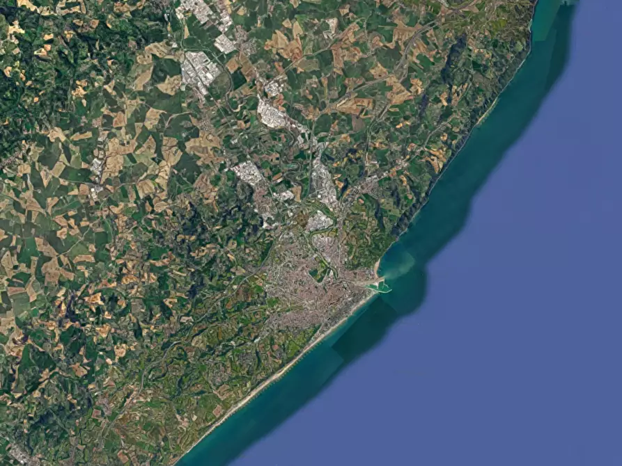 Immagine 17 di Terreno agricolo in vendita  in Via Solferino a Pesaro