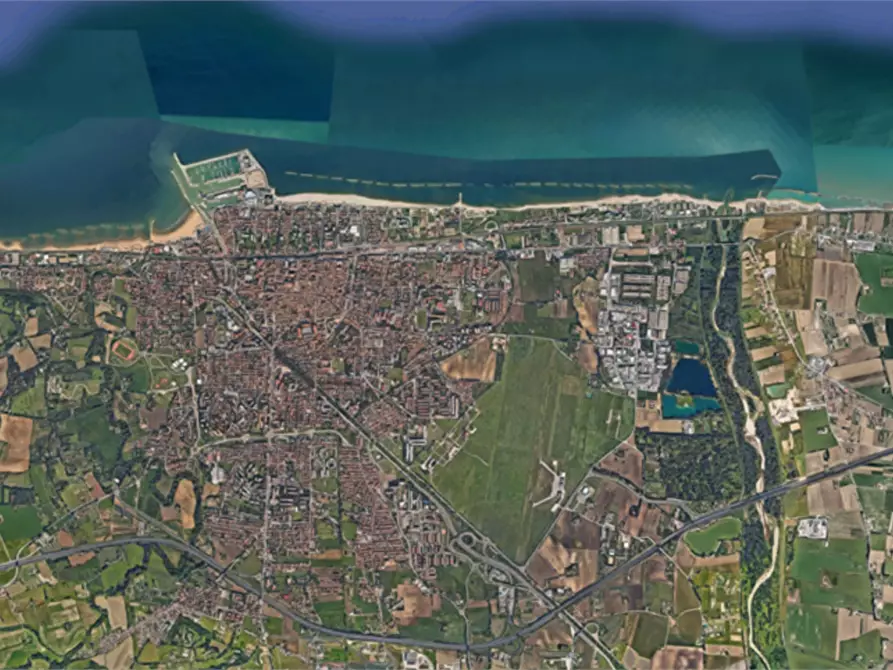 Immagine 8 di Negozio in vendita  in Via Nolfi a Fano