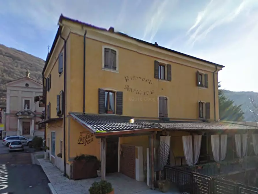 Immagine 11 di Negozio in vendita  in Via Chiesuola a Grezzana