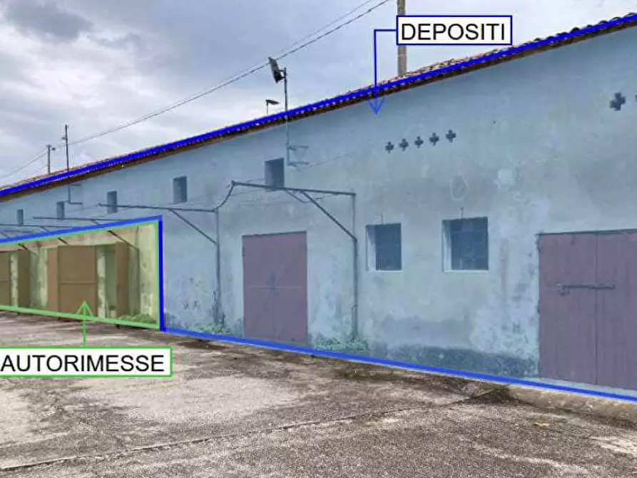 Immagine 10 di Casa indipendente in vendita  in Via Capitello a Castagnaro