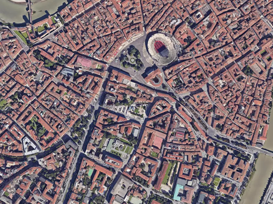 Immagine 2 di Terreno agricolo in vendita  in Piazza Cittadella a Verona