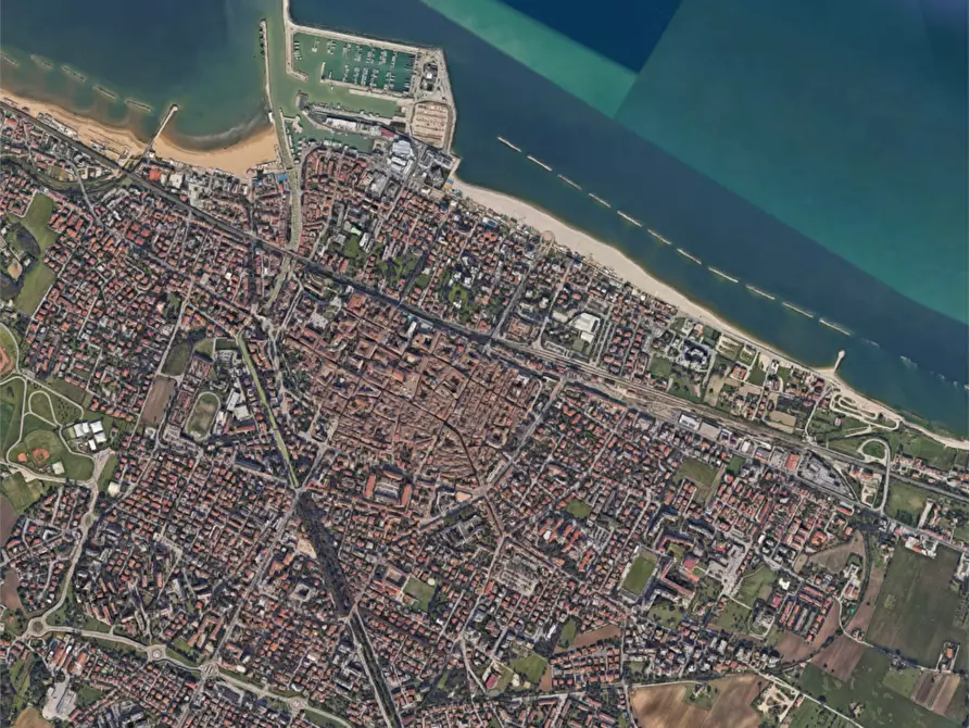 Immagine 3 di Negozio in vendita  in Via Dè Martinozzi  a Fano