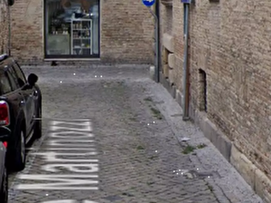 Immagine 8 di Negozio in vendita  in Via Dè Martinozzi  a Fano