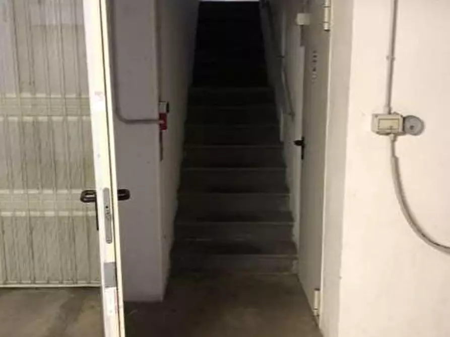 Immagine 5 di Posto auto in vendita  in Via Francesco Daverio a Forli'