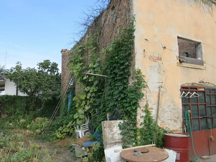 Immagine 4 di Rustico / casale in vendita  in Via Borghetto a Sanguinetto