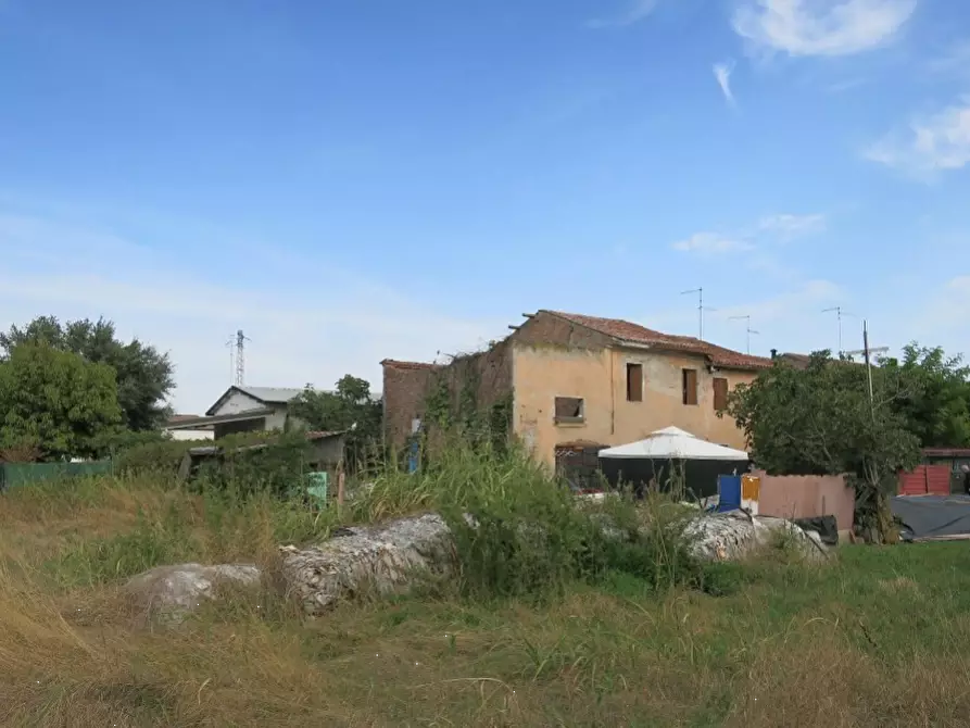 Immagine 7 di Rustico / casale in vendita  in Via Borghetto a Sanguinetto