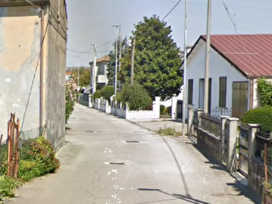 Immagine 11 di Rustico / casale in vendita  in Via Borghetto a Sanguinetto