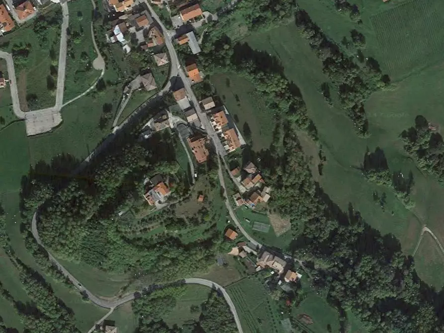 Immagine 12 di Terreno agricolo in vendita  in Via Altura a Salcedo