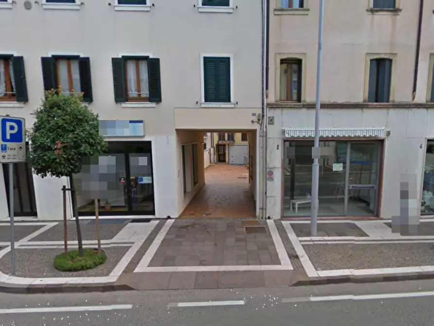 Immagine 2 di Posto auto in vendita  in Via XXV Aprile a Cerea