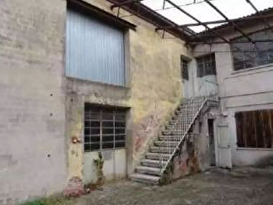 Immagine 3 di Magazzino in vendita  in Via Monte Grappa a Cerea