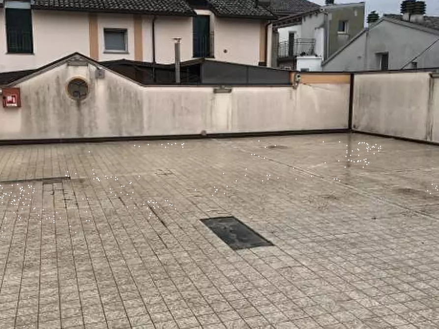 Immagine 2 di Posto auto in vendita  in Via Francesco Daverio a Forli'
