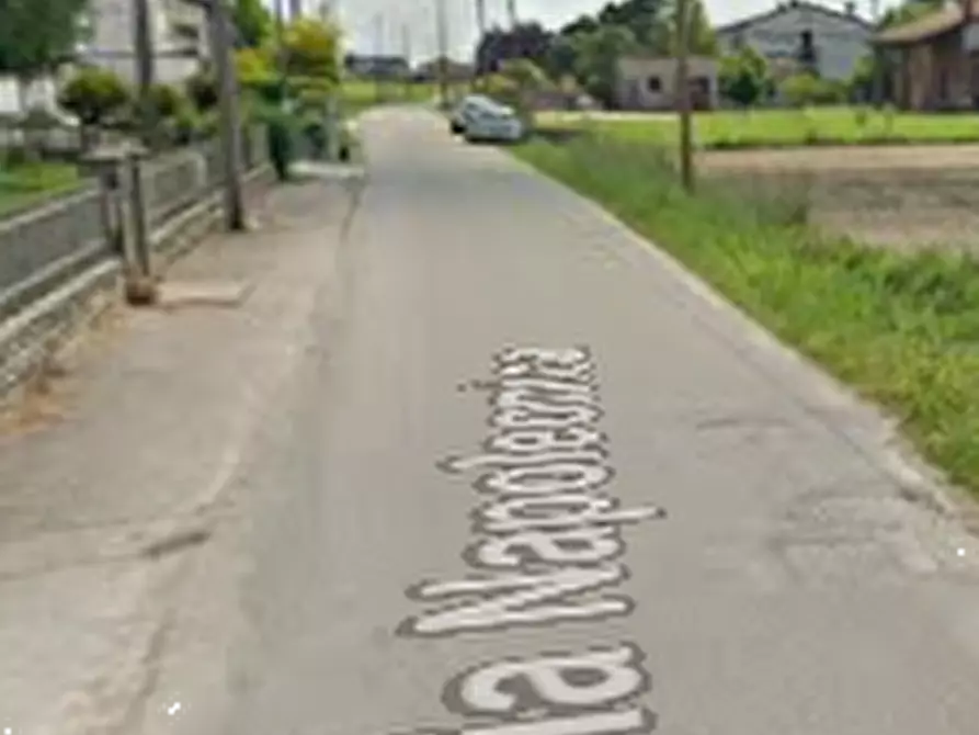 Immagine 11 di Porzione di casa in vendita  in  Via Napoleonica a Bagnolo Di Po