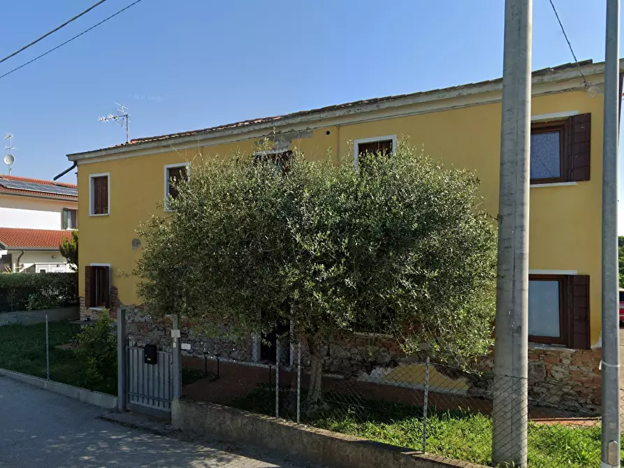 Immagine 6 di Casa indipendente in vendita  in Via Mazzini a Tribano