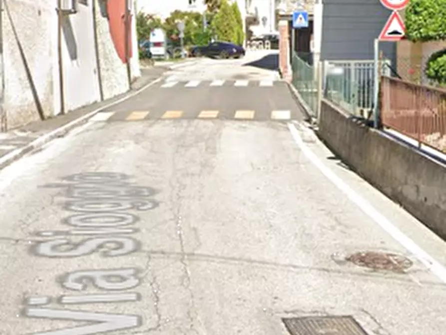 Immagine 4 di Porzione di casa in vendita  in Via Sioggio a Lugo Di Vicenza