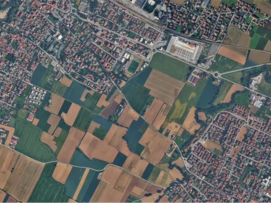 Immagine 3 di Garage in vendita  in Via Bravi a Terno D'isola