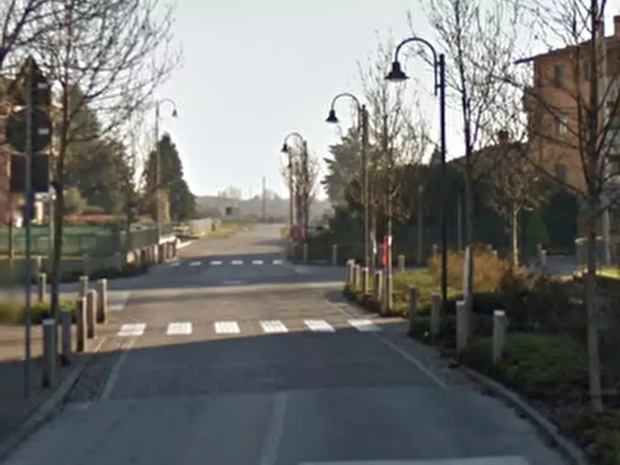 Immagine 9 di Garage in vendita  in Via Bravi a Terno D'isola