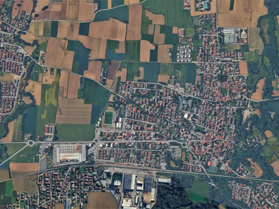 Immagine 3 di Garage in vendita  in Via Bravi a Terno D'isola