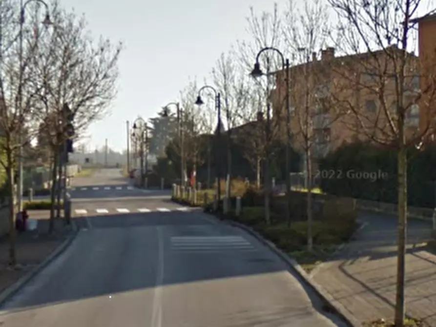 Immagine 8 di Garage in vendita  in Via Bravi a Terno D'isola