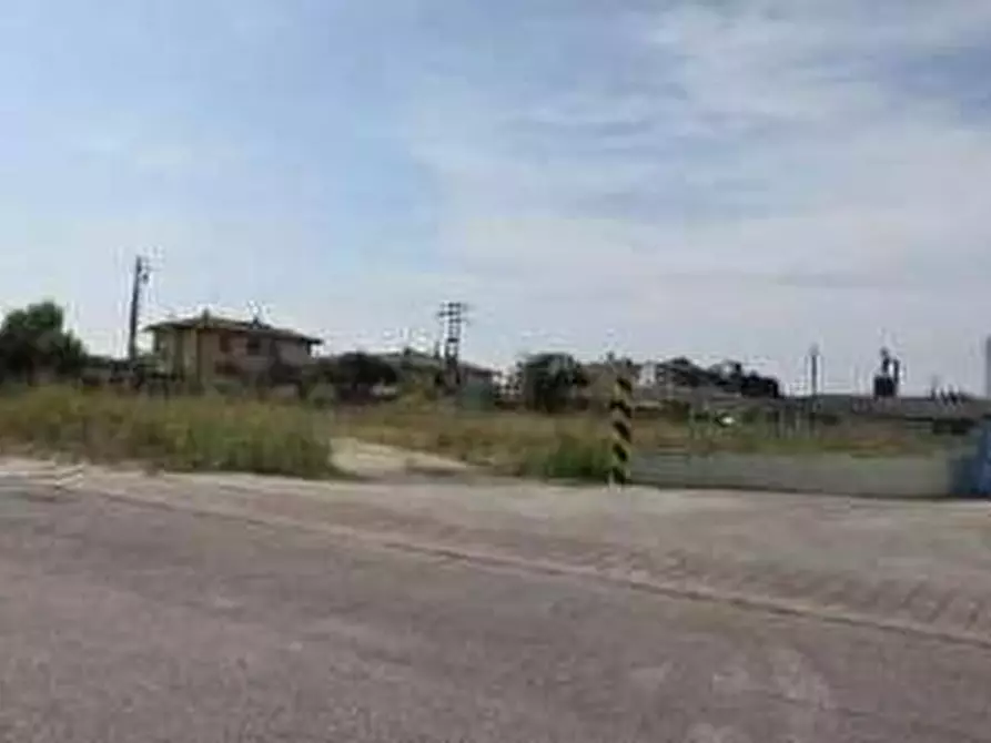 Immagine 2 di Terreno edificabile in vendita  in  Via Calcara a Cerea