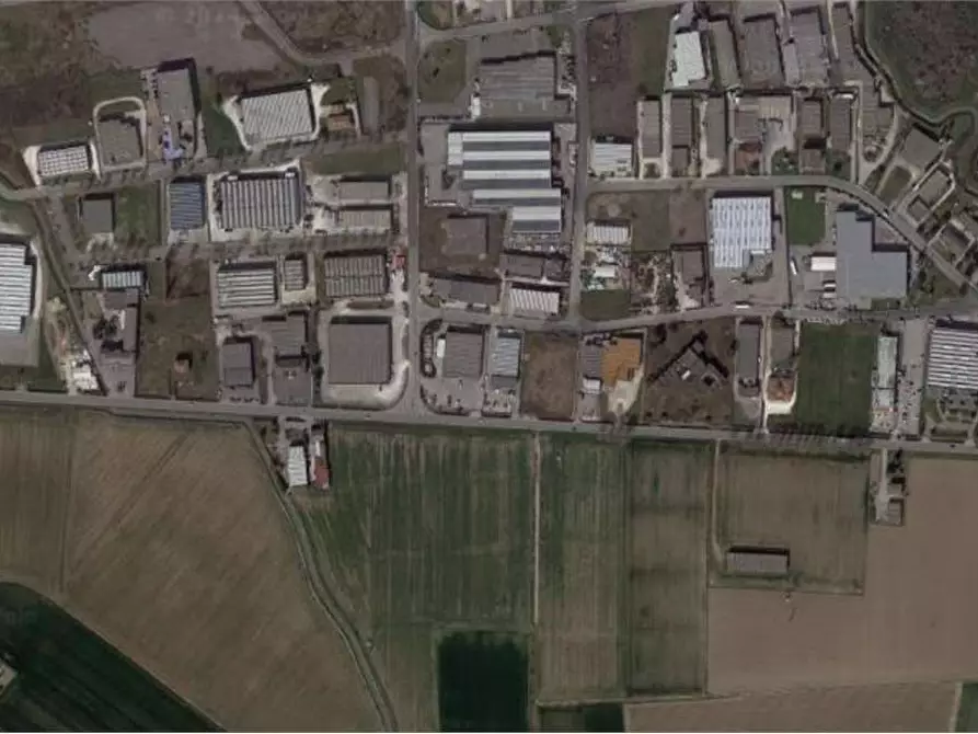 Immagine 17 di Terreno edificabile in vendita  in  Via Calcara a Cerea