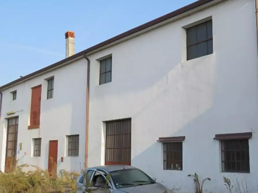 Immagine 19 di Capannone industriale in vendita  in Via Cadabese a Cerea